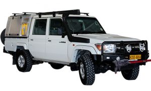 4x4-Car-rental-Namibia-Toyota-Landcruiser-4.2TD-4x4-4personen-01